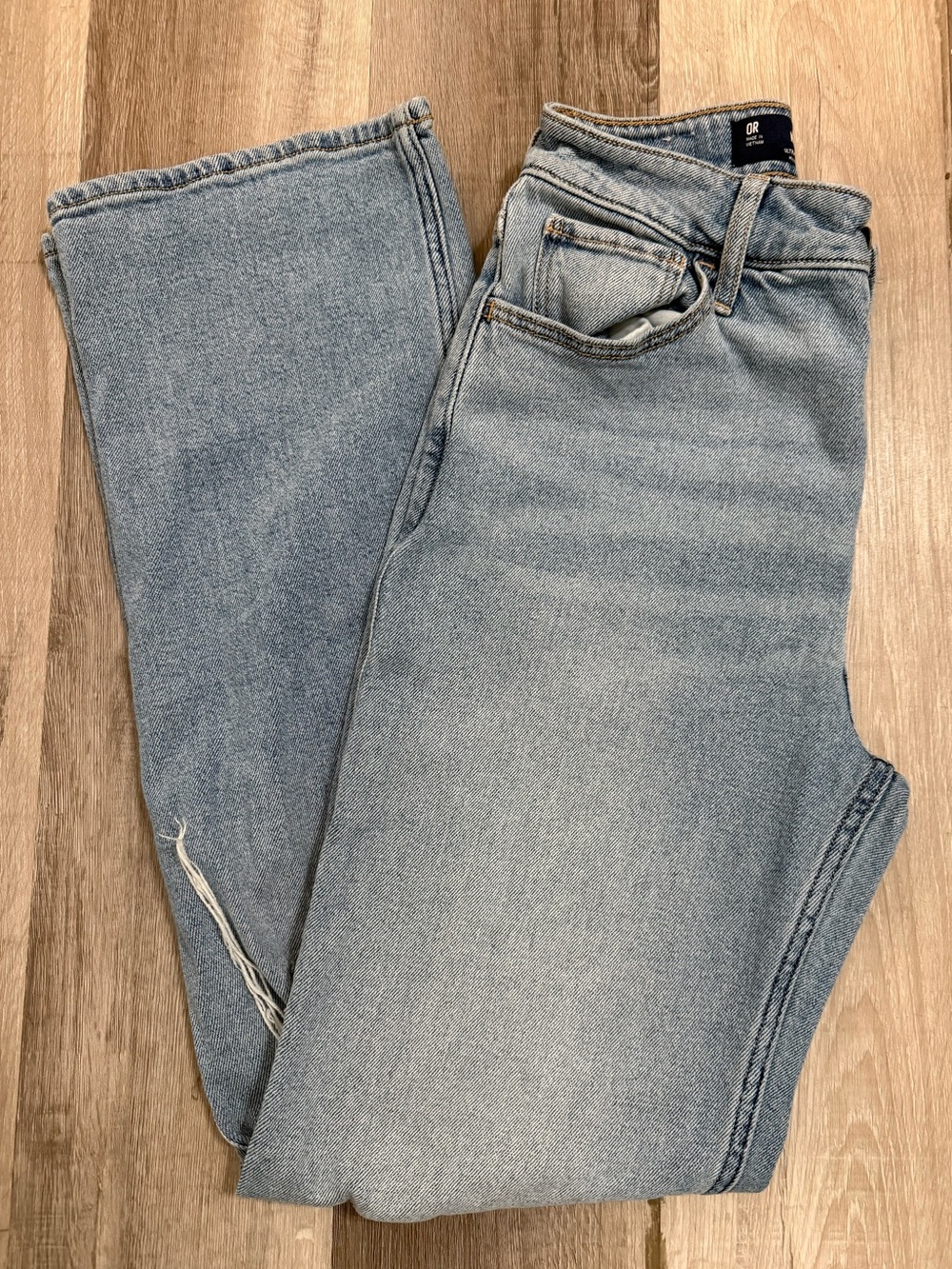 Women's Light Blue Denim Jeans Hollister Classic Straight Fit